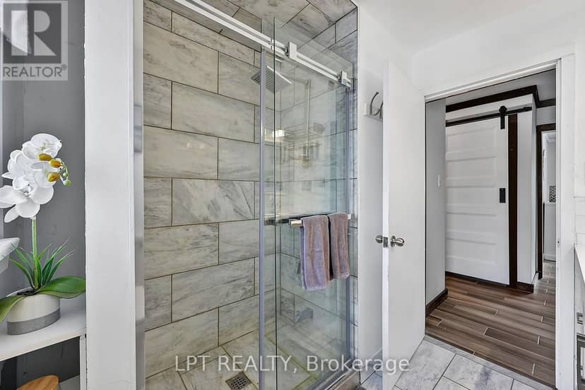 2447 Ridge Road W — photo 19 of 40