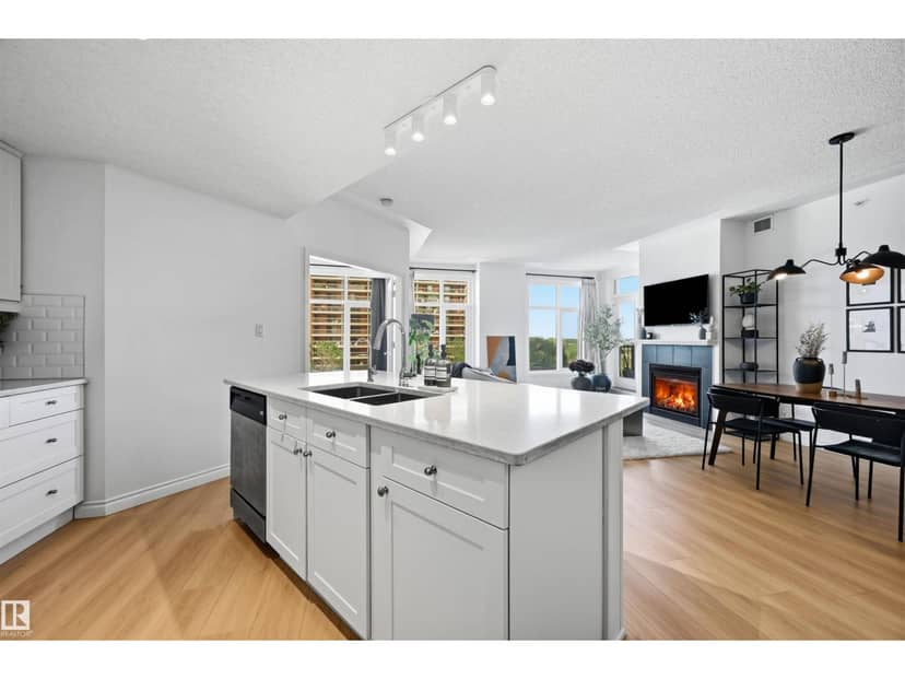 #503 9020 Jasper Av NW — photo 19 of 40