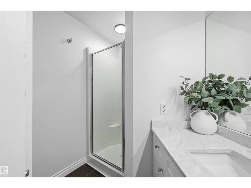 #503 9020 Jasper Av NW — photo 33 of 40