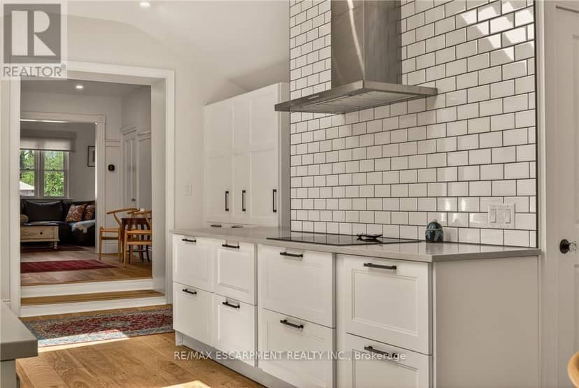 32 Magill Street — photo 15 of 40