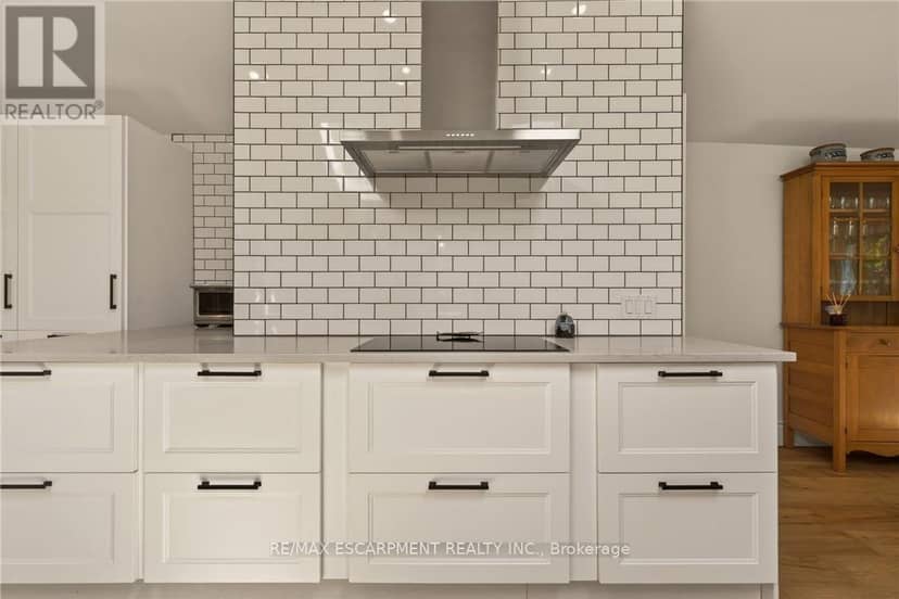 32 Magill Street — photo 16 of 40