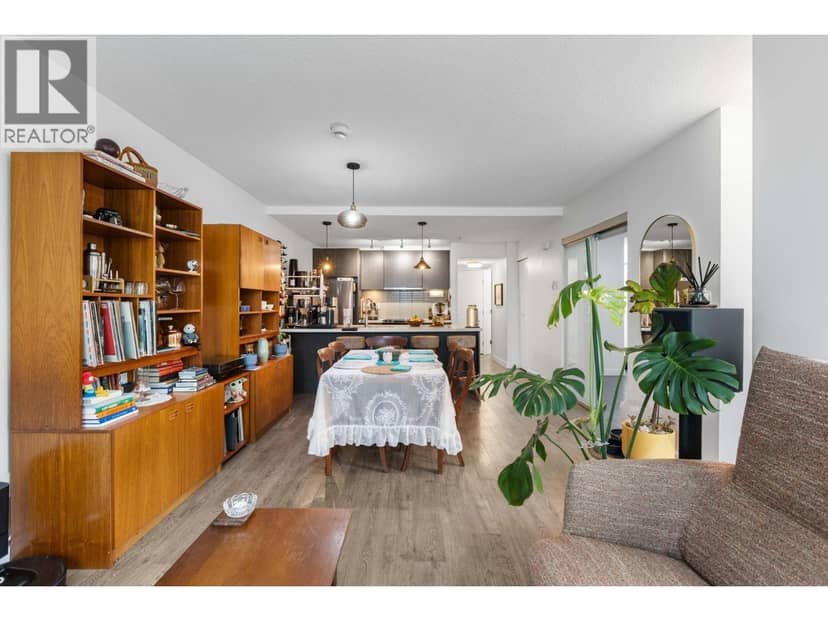 302 618 LANGSIDE AVENUE, Coquitlam, photo 6