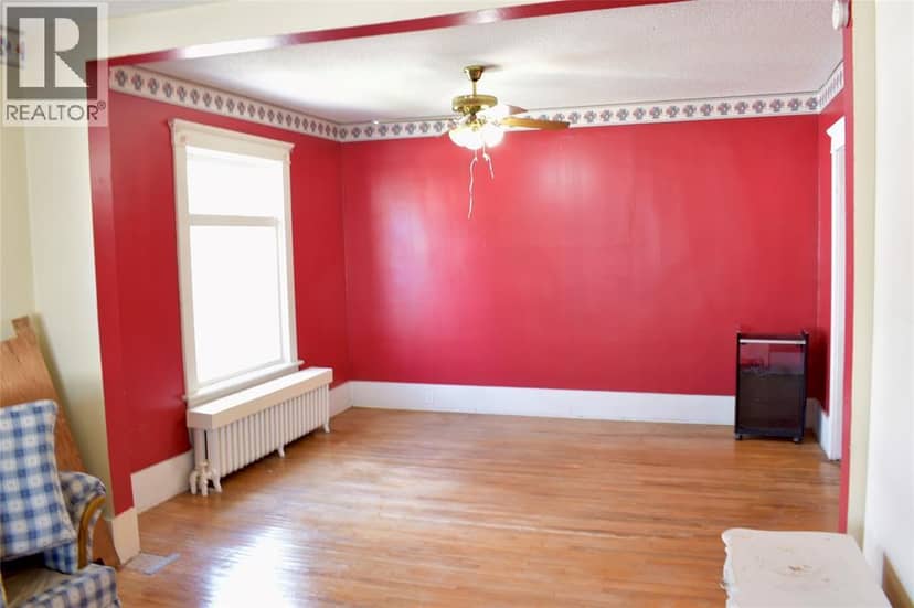431 George STREET — photo 3 of 17