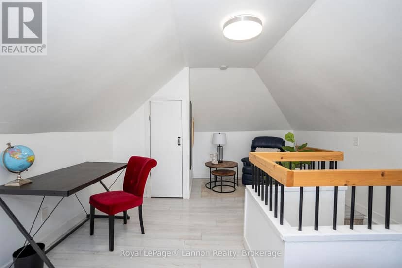 92 Jean Street — photo 17 of 40