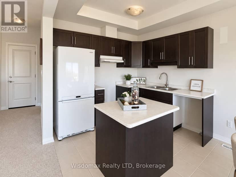 29 Bur Oak Drive — photo 7 of 26