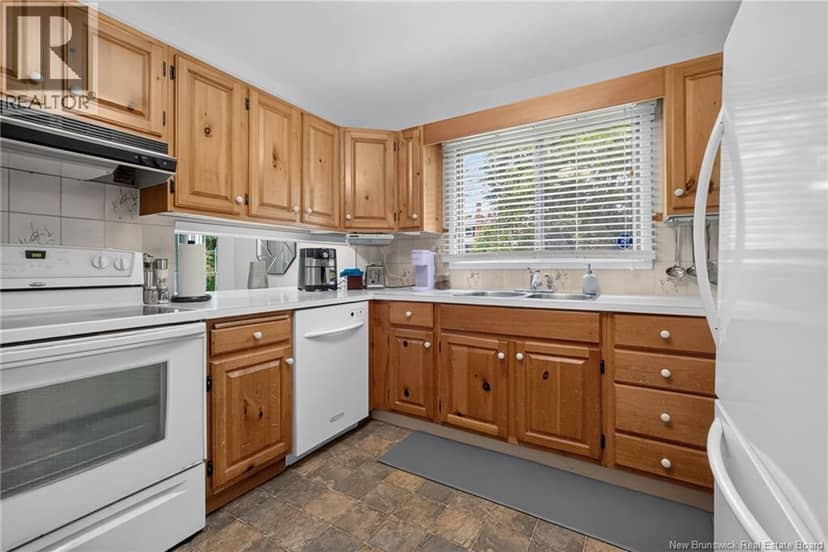 230 MacBeath Avenue — photo 2 of 40