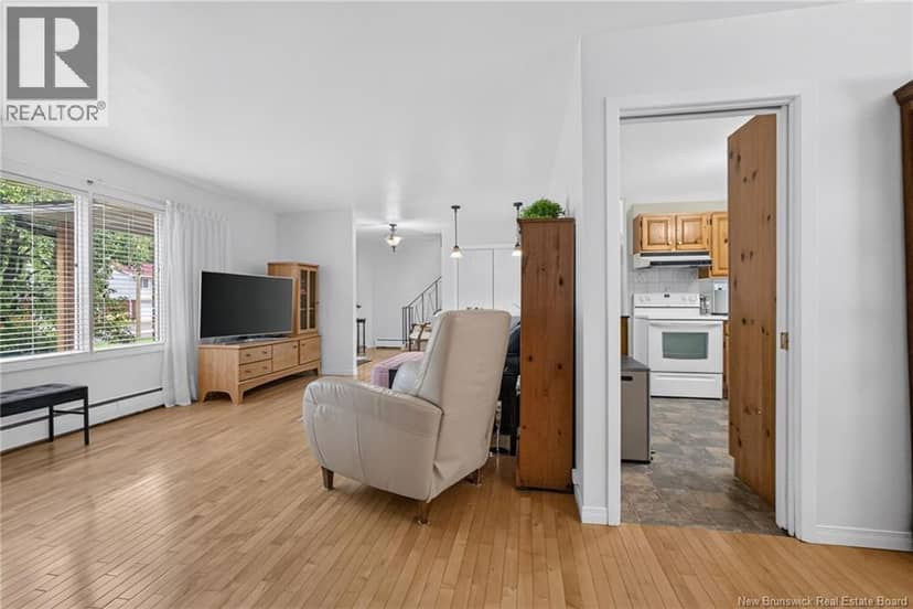 230 MacBeath Avenue — photo 7 of 40