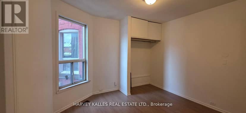 1767 Dufferin Street — photo 13 of 14