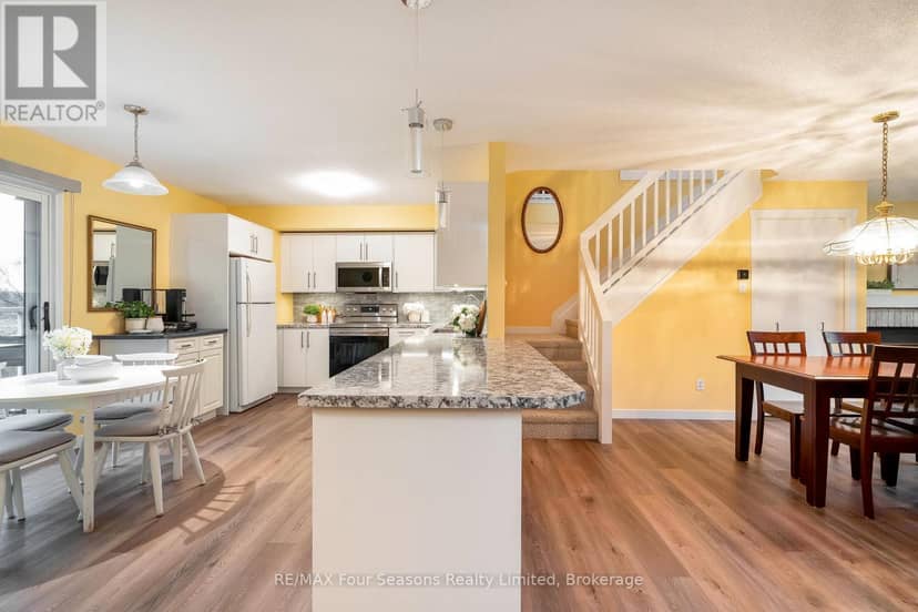17 - 44 Trott Boulevard — photo 14 of 38