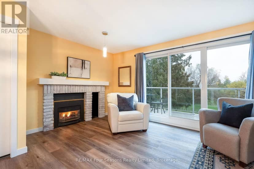 17 - 44 Trott Boulevard — photo 4 of 38