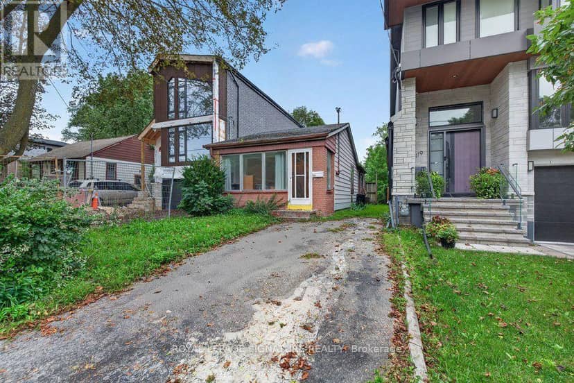 121 Preston Street — photo 1 of 24