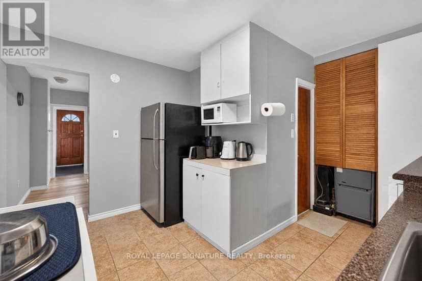 121 Preston Street — photo 10 of 24