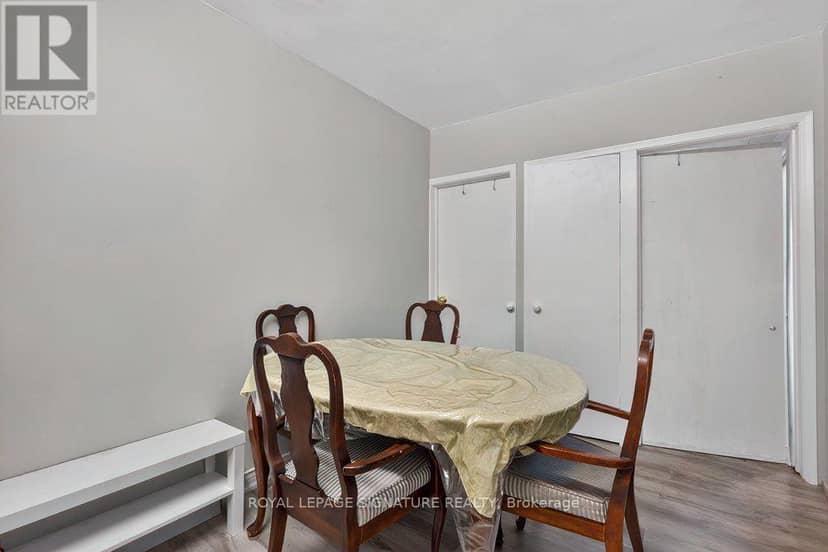 121 Preston Street — photo 3 of 24