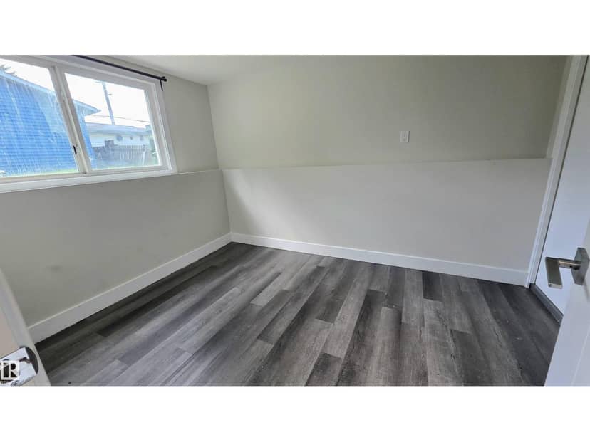 9131 83 AV NW NW — photo 25 of 38