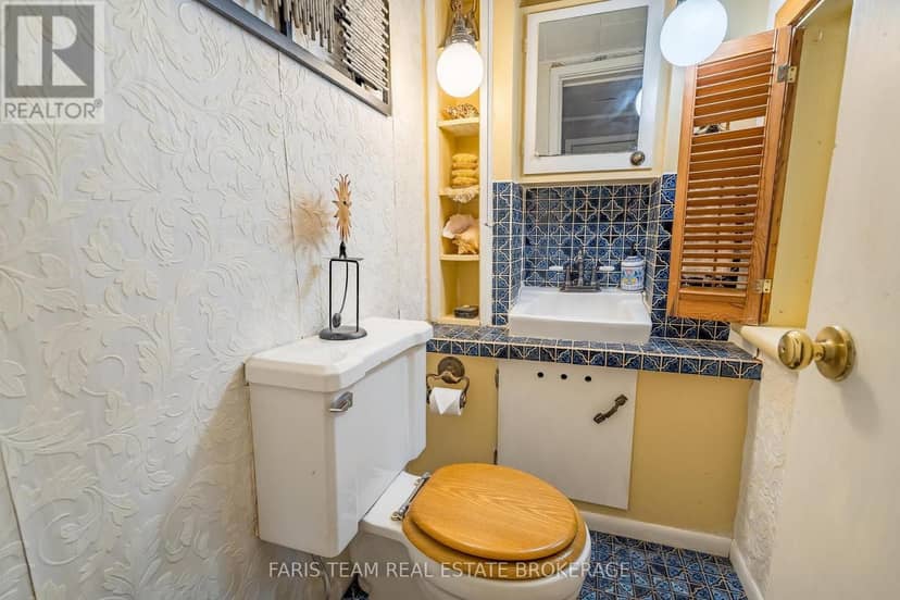 338 Gloucester Street — photo 15 of 39