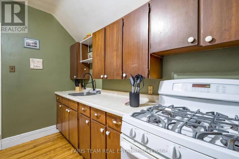 338 Gloucester Street — photo 24 of 39
