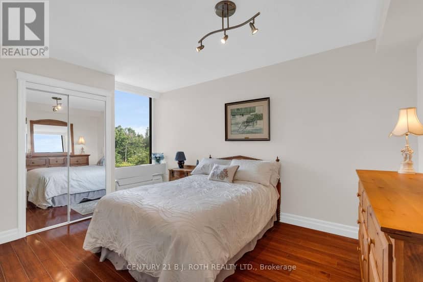 1401 - 181 Collier Street — photo 20 of 40