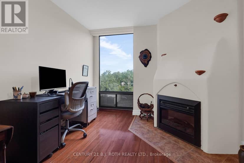 1401 - 181 Collier Street — photo 25 of 40