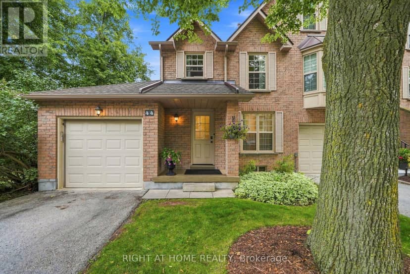 44 - 2272 Mowat Avenue — photo 1 of 40