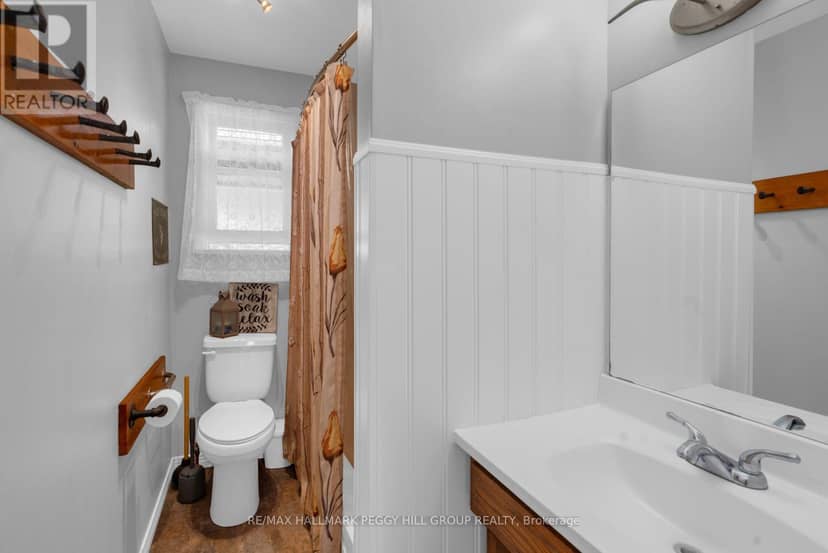 598321 2nd Line W — photo 12 of 16