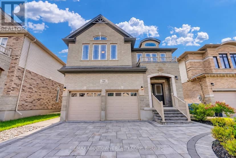 94 Ambrous Crescent — photo 1 of 40