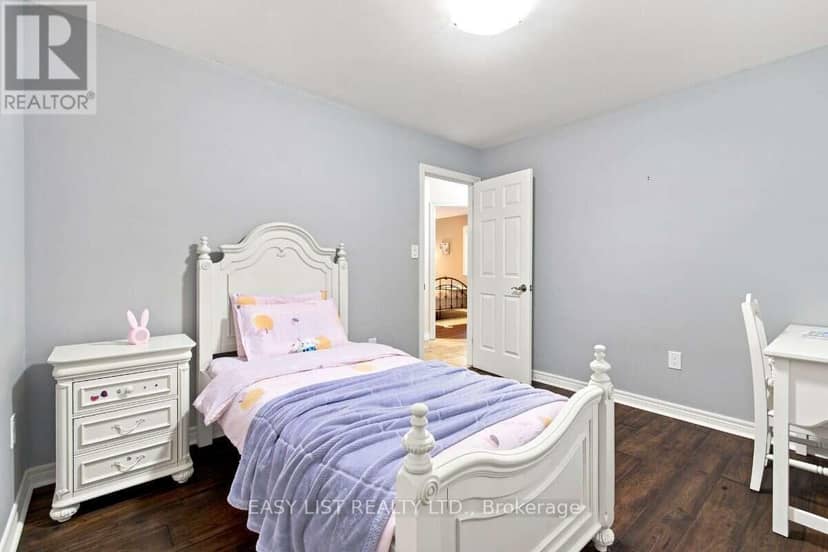 5929 Rosewood Crescent — photo 29 of 40