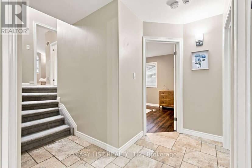 5929 Rosewood Crescent — photo 33 of 40