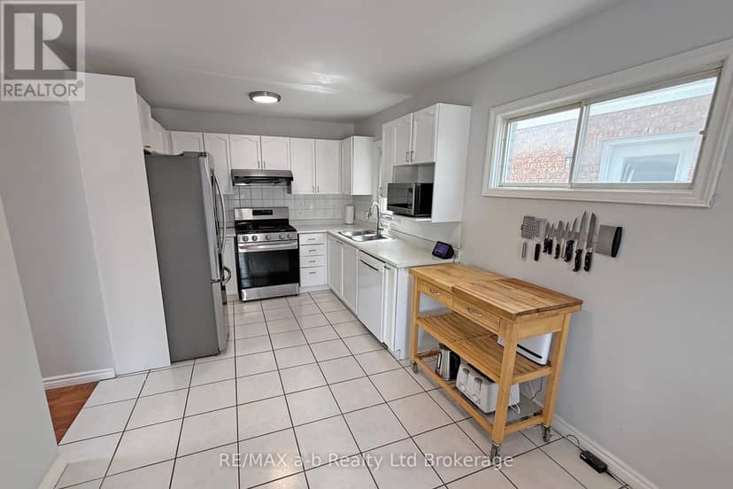 169 Diefenbaker Drive — photo 13 of 40