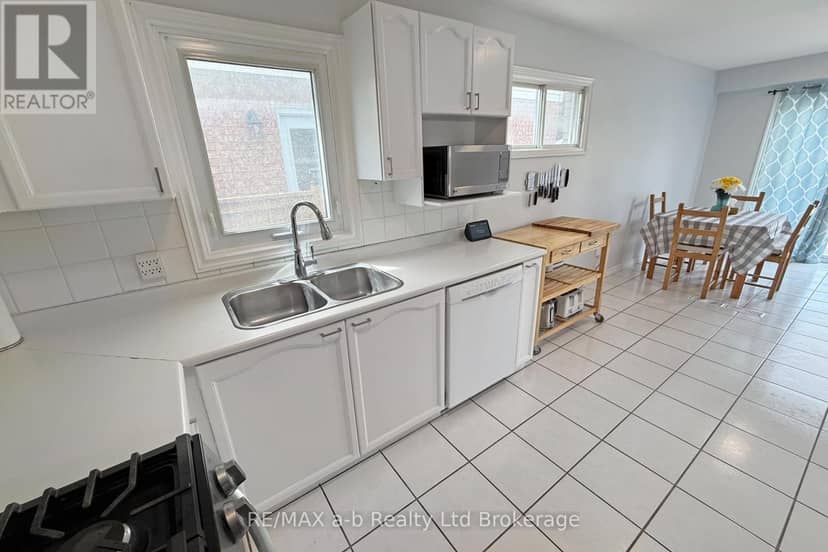 169 Diefenbaker Drive — photo 17 of 40
