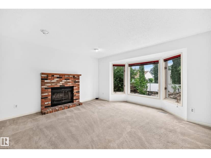 17915 99A AV NW NW — photo 17 of 40