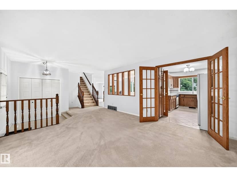 17915 99A AV NW NW — photo 9 of 40