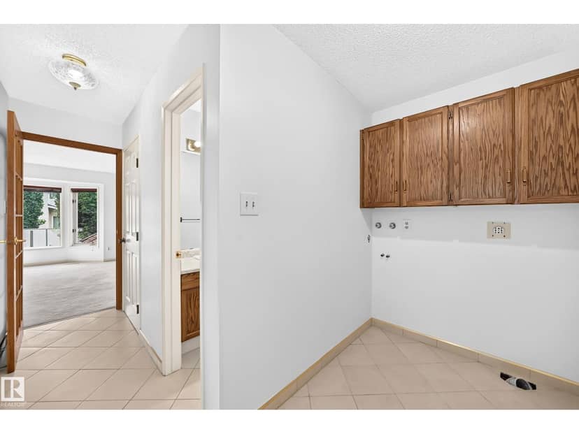 17915 99A AV NW NW — photo 25 of 40