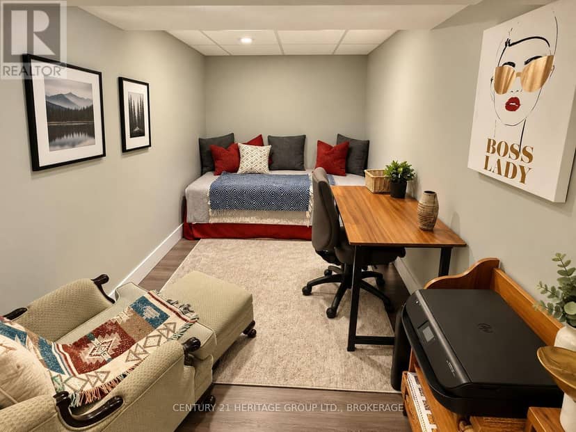34 Harvard Place — photo 14 of 14