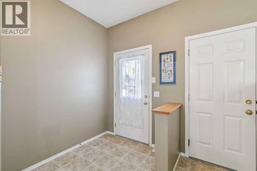 13 Evansbrooke Way NW, Calgary, photo 3