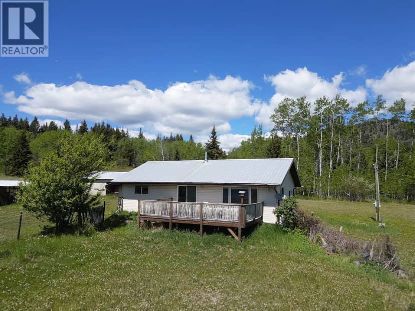 3150 FRANCOIS LAKE ROAD, Fraser Lake, photo 2
