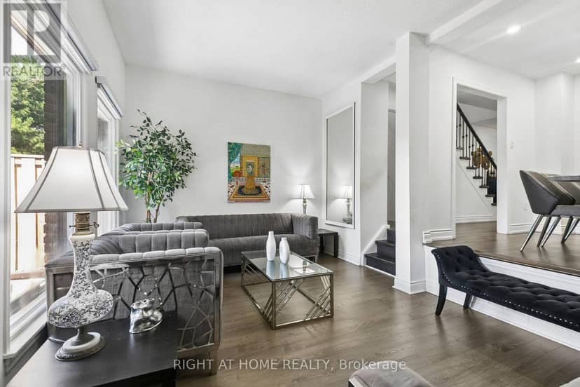 12 L'amoreaux Drive — photo 7 of 26