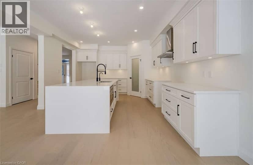 67 CROSSWINDS Drive, Kitchener, photo 6