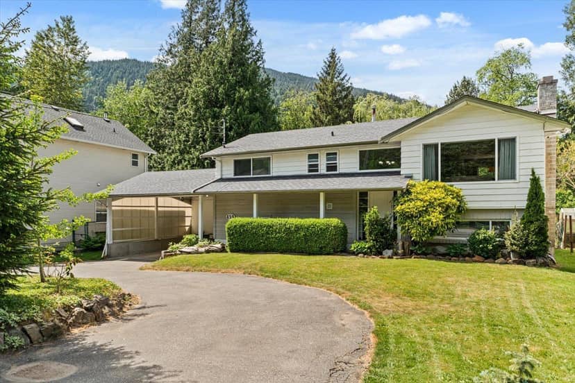 459 NAISMITH AVENUE, Harrison Hot Springs, Harrison Hot Springs