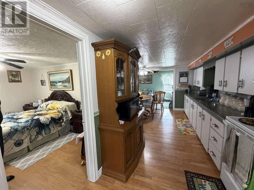 66 Richards Pond Road — photo 15 of 39