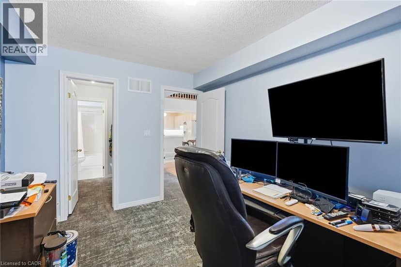 222 FELLOWES Crescent Unit# 2 — photo 18 of 32