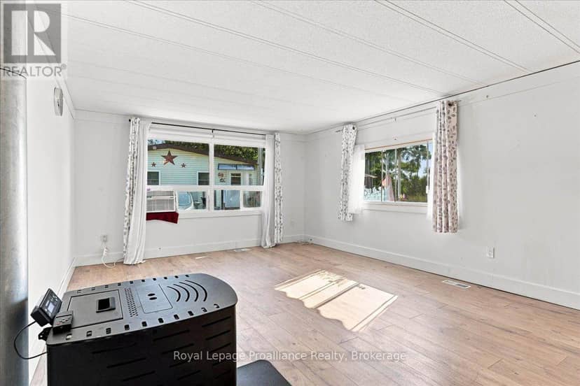 22 - 5569 Bath Road — photo 10 of 31