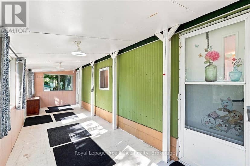 22 - 5569 Bath Road, Loyalist, photo 7