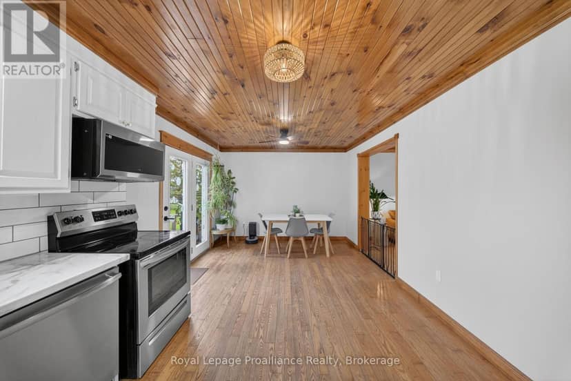 235 East Hungerford Road — photo 10 of 40