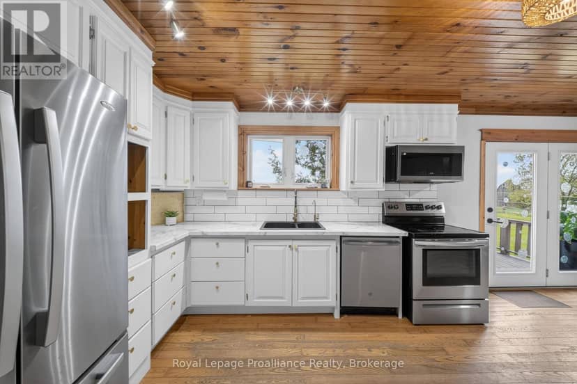235 East Hungerford Road — photo 11 of 40