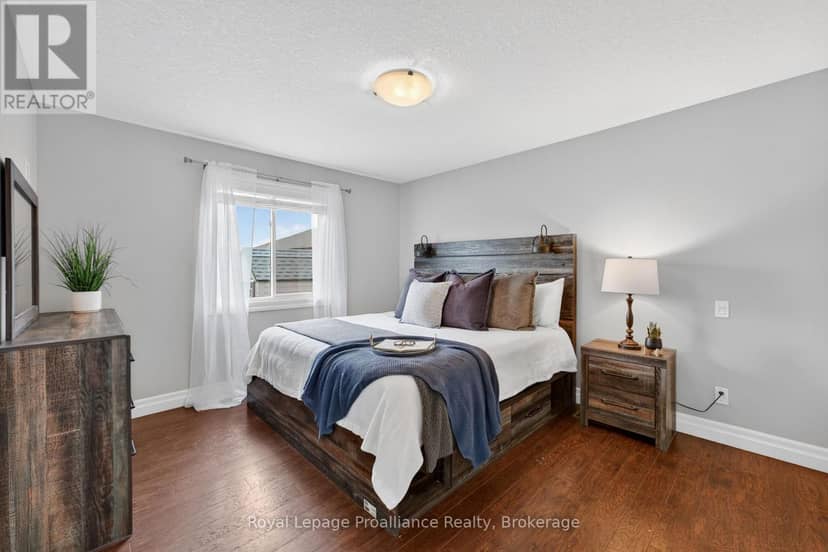 32 Aspen Drive — photo 13 of 33