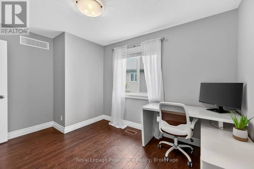 32 Aspen Drive — photo 16 of 33
