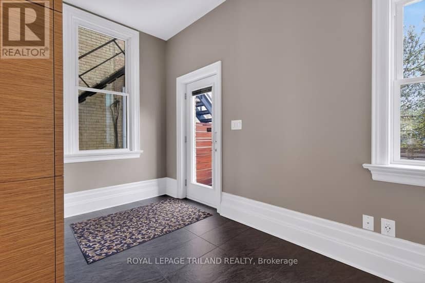 298 Hyman Street — photo 12 of 40