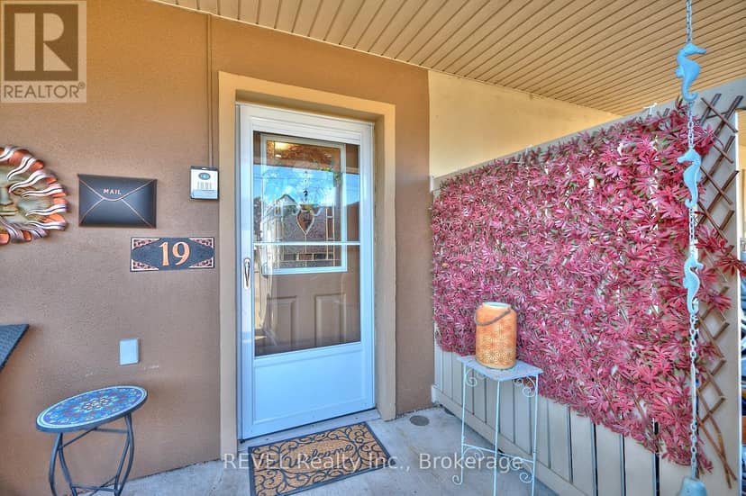 19 Knoll Street — photo 9 of 27