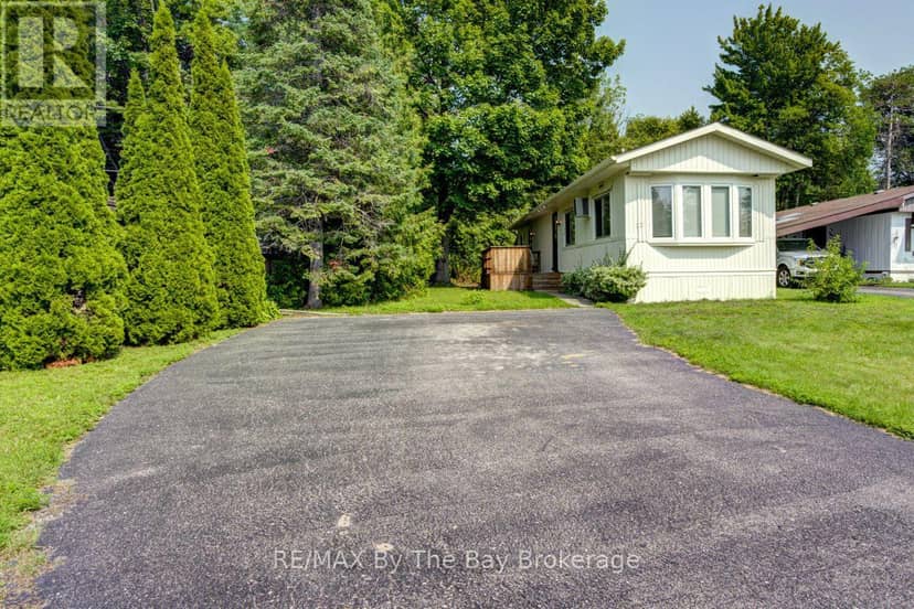 55 Georgian Glen Drive, Wasaga Beach, photo 2