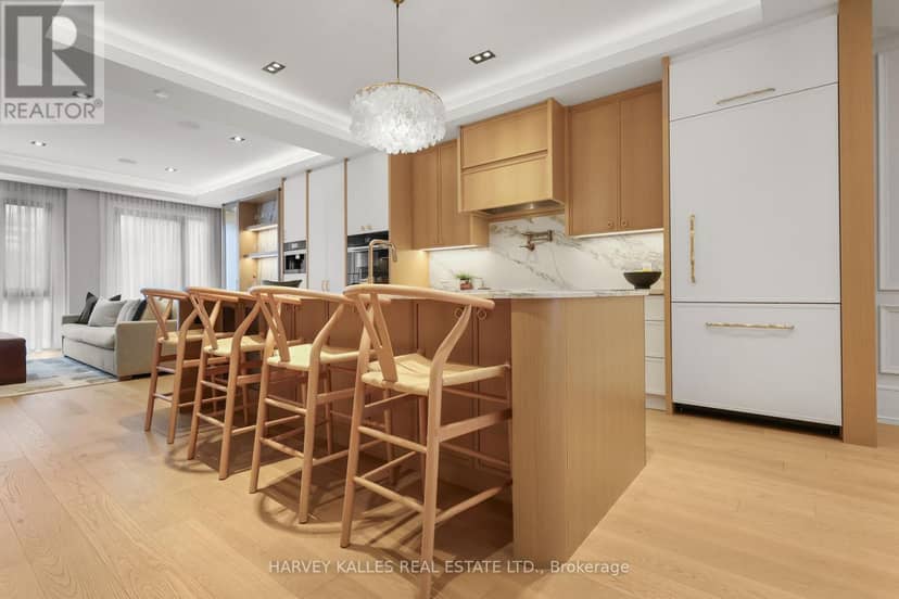 90 Roe Avenue — photo 11 of 40
